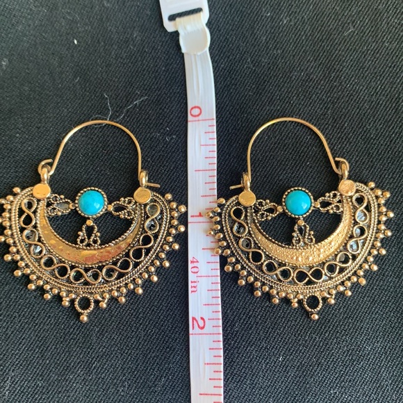 Boho earring bundle. mhaskell pink. Unbranded golden. - Picture 7 of 9